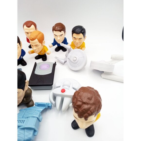 Star Trek Movie Toy from Burger King 2009 Characters, Ships, Tricorder Lot of 15 - Picture 3 of 16